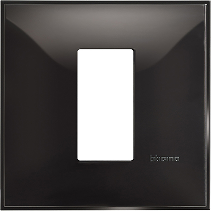 Slika Bticino Classia okvir 1M za doznu 2M crna saten R4801BG