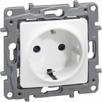 Slika Legrand Nilo utičnica šuko 2P+E bela 16A 250V 2M 764539 (CEE 7/3), IP31